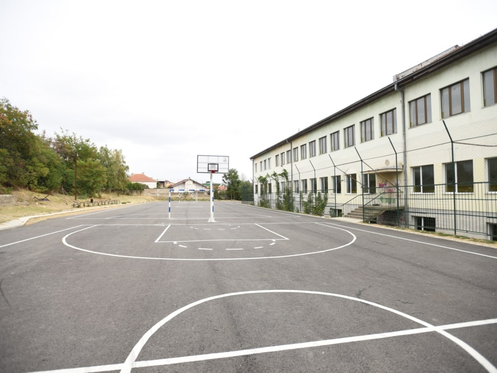 Реконструкција на спортски терен во училишен двор на ОУ Тодор Ангелески